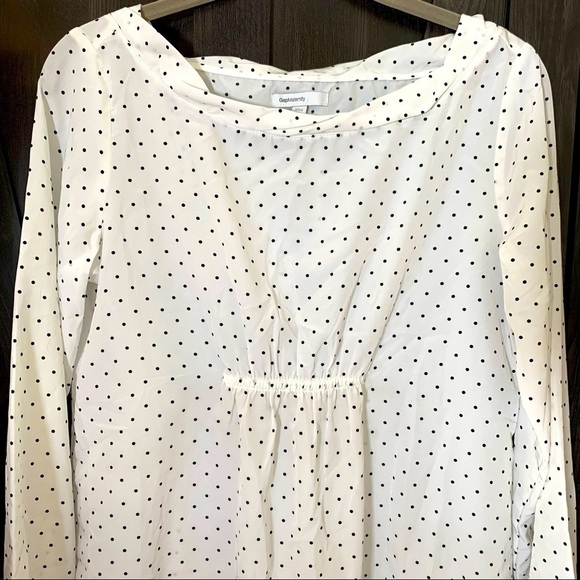 GAP Tops - GAP Maternity boat neck polka dot long sleeve top